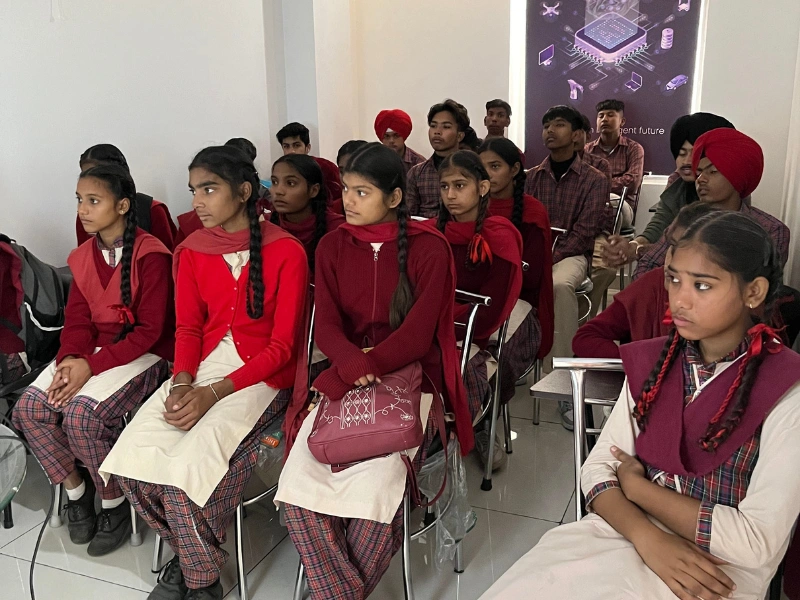 A hands-on learning session with Nag Kalan GSSS students, organized by Webcooks.