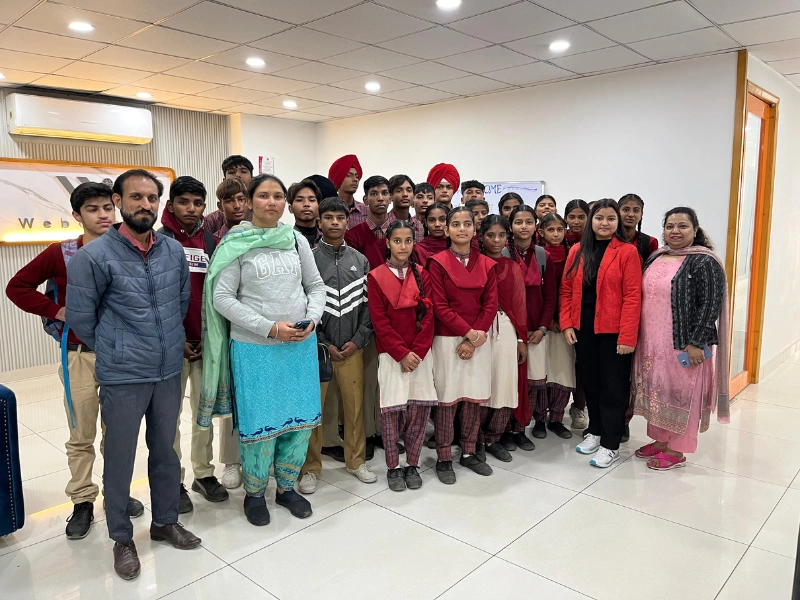 A hands-on learning session with Nag Kalan GSSS students, organized by Webcooks.