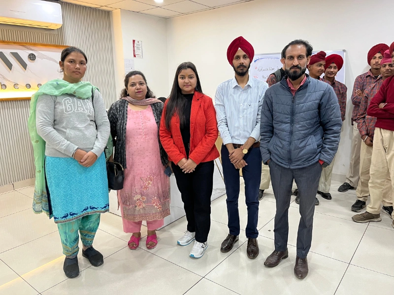 A hands-on learning session with Nag Kalan GSSS students, organized by Webcooks.